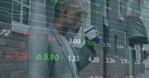 Image of financial data processing over african american man drinking coffee in Foto stock