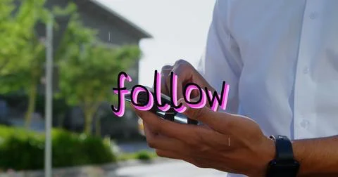 Image of follow text and data processing over biracial man using smartphone 库存照片