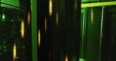 Image of illuminated lights moving over data server systems Illustrazione stock
