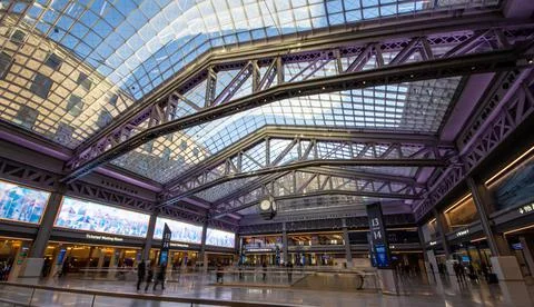 Image main hall of the newly opened Daniel Patrick Moynihan Train Hall Stock Photos