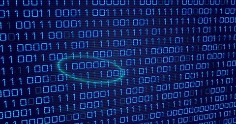 Image of neon circles over digital screen with binary code Stockillustratie
