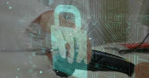 Image of network security padlock over people using payment terminal Foto stock