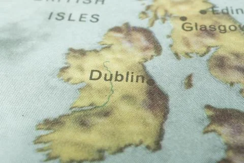 The image is an old-fashioned map focusing on Ireland, labeled as Dublin ne.. Foto stock
