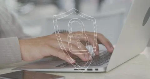 Image of online security padlock over man using laptop Stockfoto's