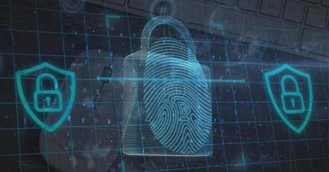 Image of padlock and data processing over circuit board Foto stock