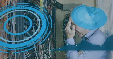 Image of scope scanning and data processing over caucasian it man computer Foto stock