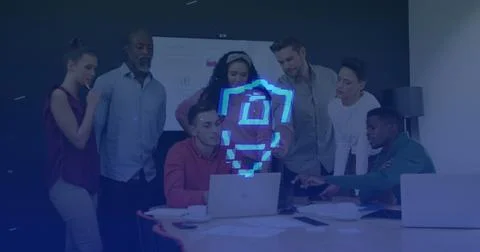 Image of security padlock and data processing over diverse business people in Foto stock