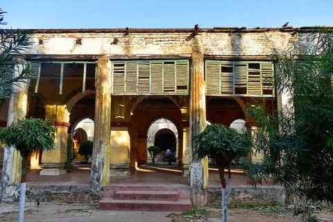 The image showcases the weathered old structure of a heritage building Foto stock