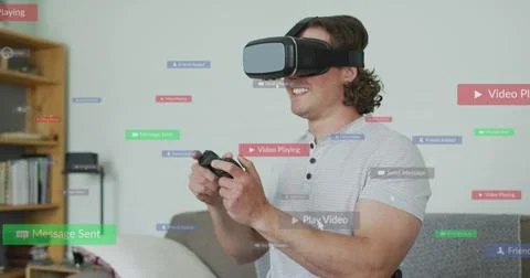 Image of social media data processing over caucasian man using vr headset Foto stock