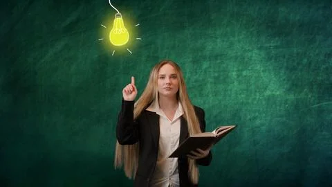 Imagination in problem solving concept. Portrait of woman isolated on green Foto stock