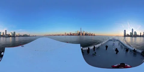 Immersive 360 vr first-person cruise in 8k with breathtaking views of new york Stock Footage 301019371