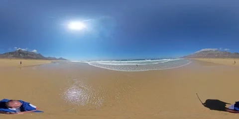 Immersive 360 vr on immense cofete beach, fuerteventura 動画素材 312899566