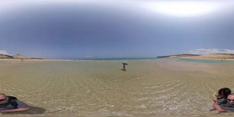 Immersive 360 VR of Sotavento Beach shoreline, Fuerteventura 库存影片 313000641