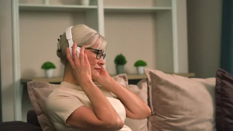 Immersive audio experience Stock Footage 302744567