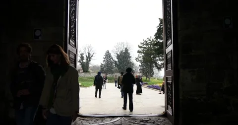 The Imperial Gate to the courtyard of Topkapi Palace Video stock 49096865