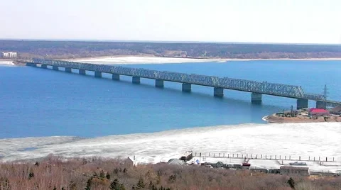 Imperial old bridge over the river Volga. Ulyanovsk. Russia. 스톡 동영상 50342213