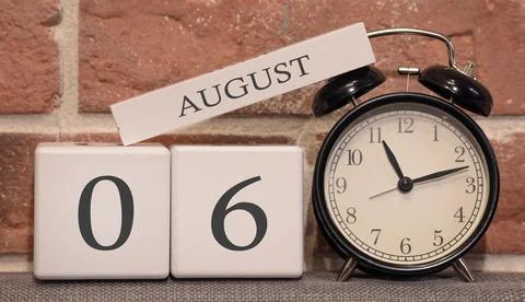 Important date, August 6, summer season. Calendar made of wood on a backgroun Фото