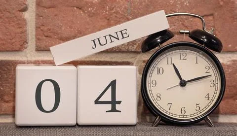 Important date, June 4, summer season. Calendar made of wood on a background  Фото