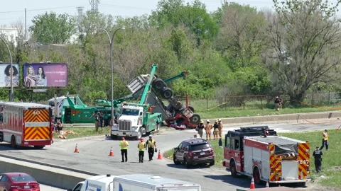 Important truck accident Stock Footage 133267960
