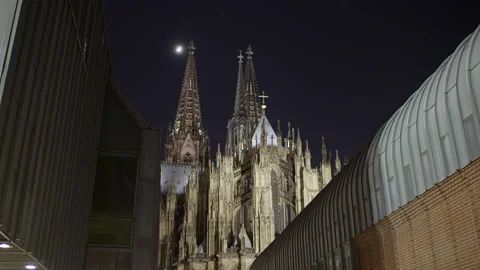 Imposing Cologne Cathedral Timelapse. Backside of the cathedral. Moon Stock Footage 194711654