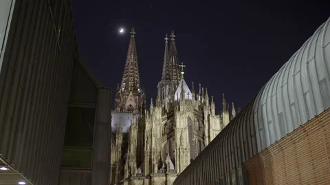 Imposing Cologne Cathedral Timelapse. Backside of the cathedral. Moon Stock Footage 195511120