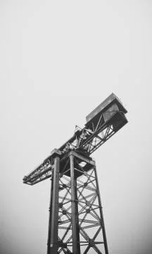 Imposing Docklands Crane Stock-Fotos