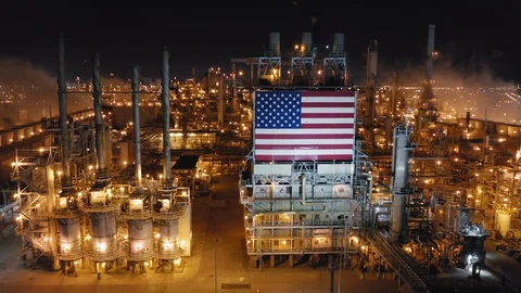 Impressive aerial view over the huge modern petroleum refinery on its work at 스톡 동영상 128851159