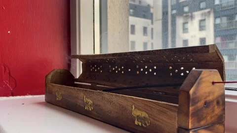 Incense smoke burning. Vídeo Stock 146242068