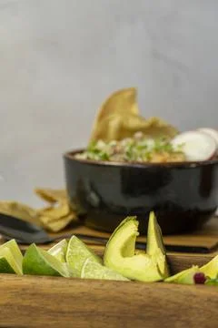 Includes tatemada hot sauce, bacon, onion and cilantro on top, traditional Foto stock