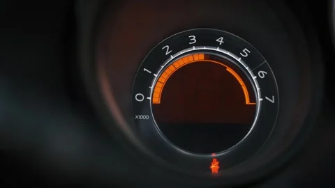 Increased engine speed on the car dashboard, close-up Video stock 278292081