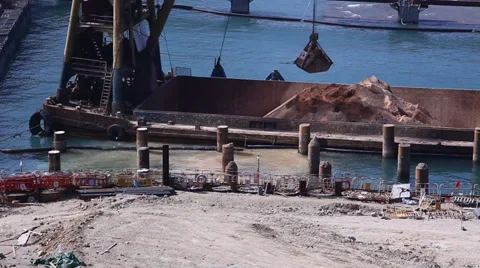 Increasing the size of Hong Kong Stockbeeldmateriaal 36009477