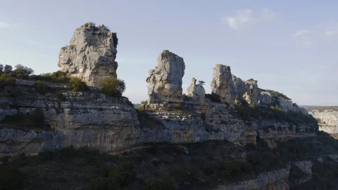 Incredible fly through rocks as eagle flies out from nest Stock Footage 102510154