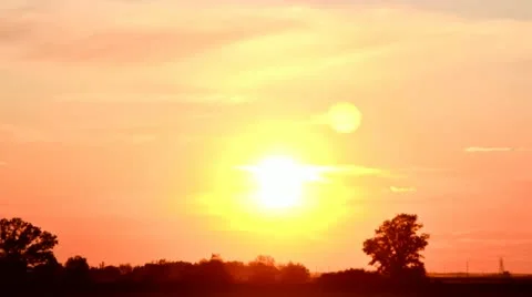 Incredible sunset time-lapse with pan Video stock 11425045