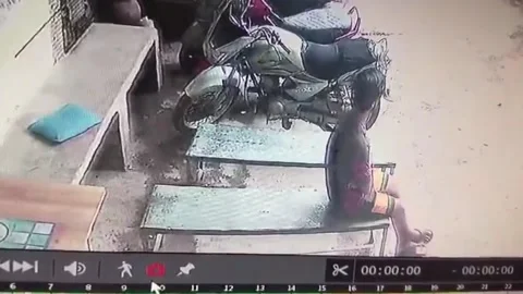 India: 24-year-old gets of heart attack while waiting for doctor in central... Stock Footage 283557747