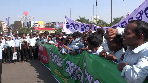 India demonstration, teachers protest, shouting, chanting, speech freedom Vidéo 48787575