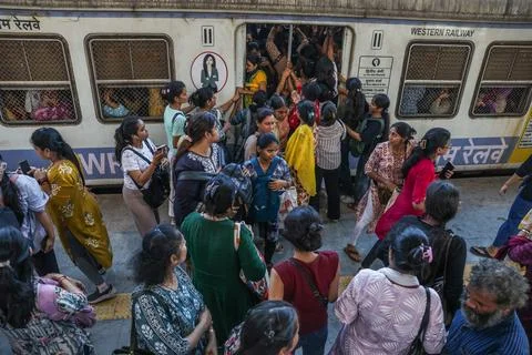 India introduces Constitution (131st Amendment) Bill in Parliament, Mumbai - 16  Stock Photos