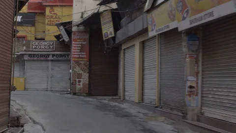 India Lockdown, Rishikesh, empty roads 스톡 동영상 129064780