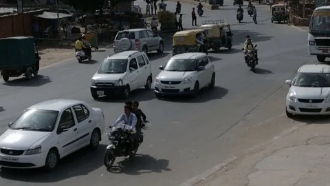 India street traffic Video stock 101665439