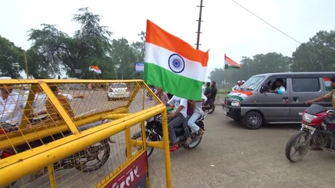 India Unity Reflected by a Muslim Boy on Republic Day Vídeo Stock 326285194
