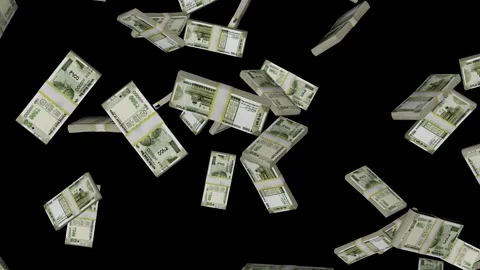 Indian 500 Rupee Currency Notes Falling on Black Background in Slow Motion 스톡 동영상 315577911