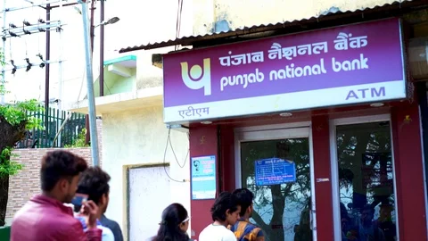 Indian ATM queue Video stock 115083766