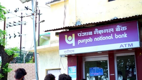 Indian ATM queue Video stock 115083855