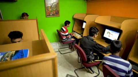 Indian ATM queue Video stock 115084729