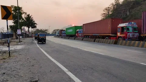 Indian Auto rickshaw breaking traffic rules, driving on wrong way on Road Stock Footage 150511554