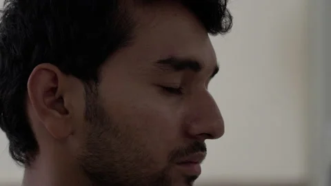 Indian boy yoga Видео 134675463