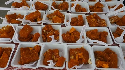 Indian bread pudding double ka meetha Video stock 100944563