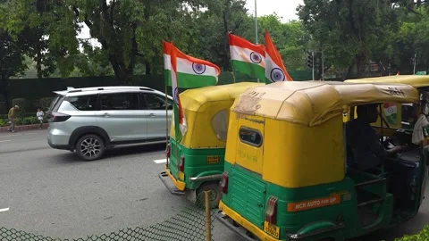 Indian Flag on Auto Rickshaw During Republic Day in Delhi Stock Footage 320385584