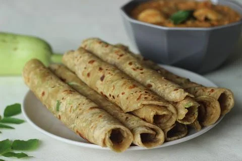 Indian flat bread made of whole wheat flour, grated bottle guard, yogurt and  Stock Photos