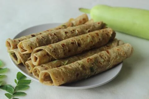 Indian flat bread made of whole wheat flour, grated bottle guard, yogurt and  Stock Photos