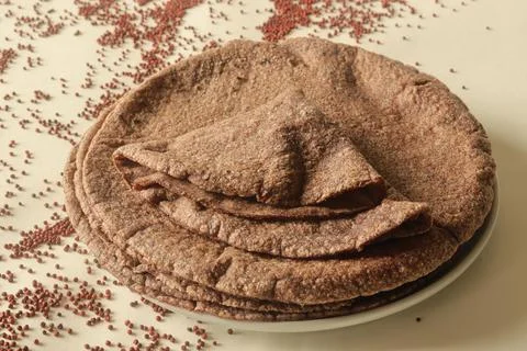 Indian flatbread made of finger millet flour. A gluten free alternative. Comm Stock-Fotos